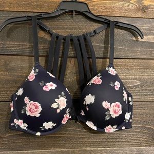 Strappy floral front closure bra